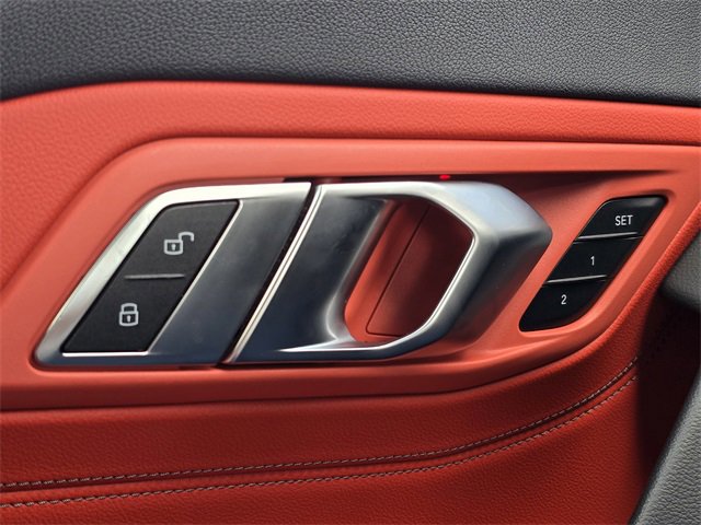 Used 2024 BMW Z4 M40i w/ Premium Package image 29