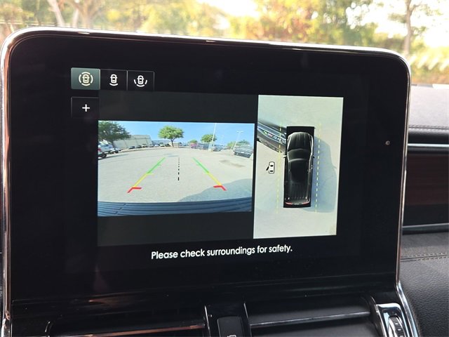 Used 2021 Lincoln Navigator Reserve image 19