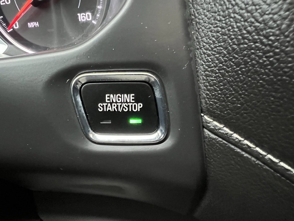 Used 2023 GMC Acadia SLE w/ Driver Convenience Package image 30