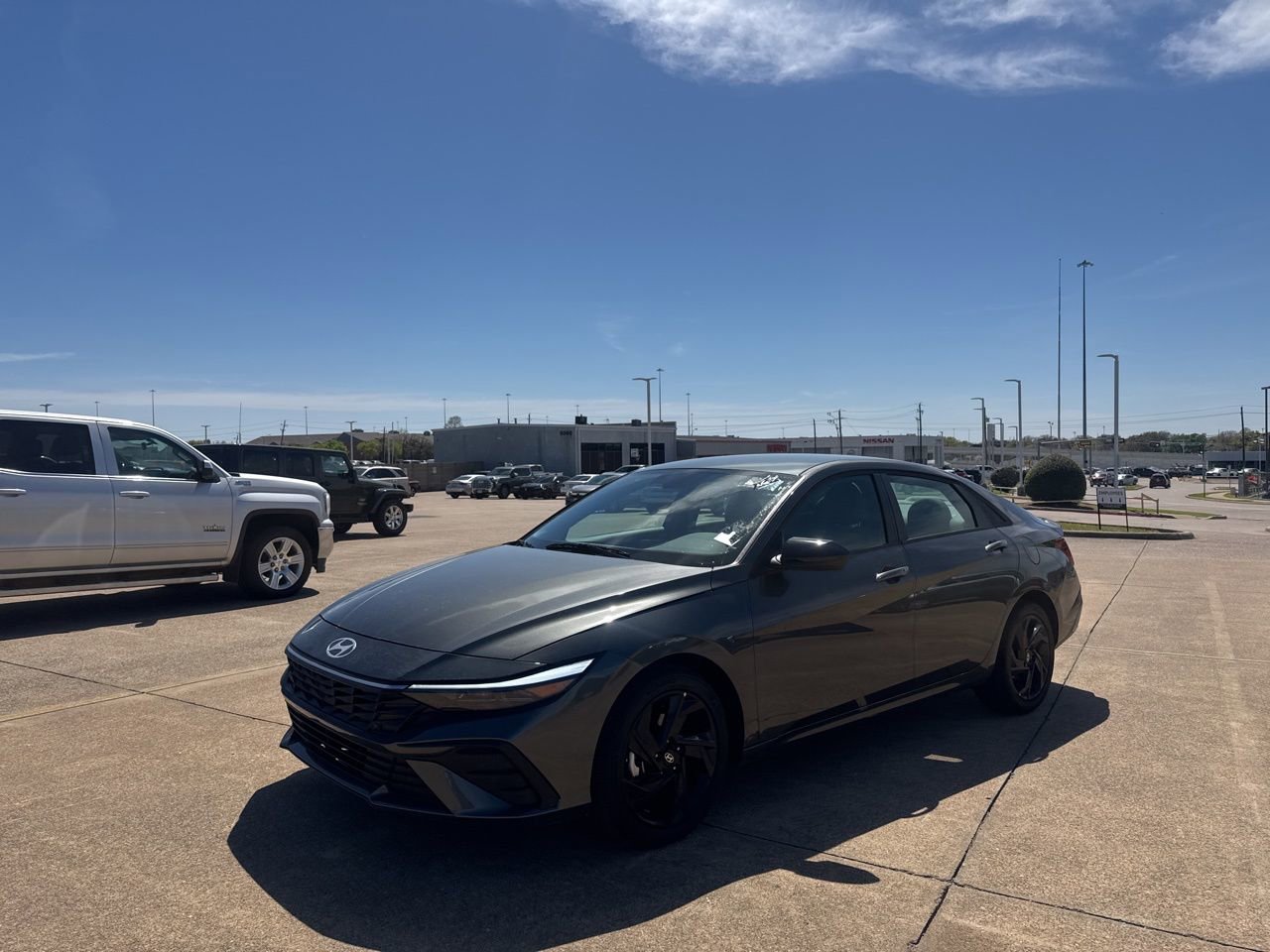 Used 2026 Hyundai Elantra Sport image 9