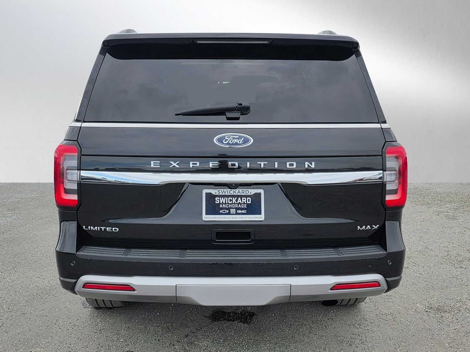Used 2024 Ford Expedition Max Limited RWD image 4