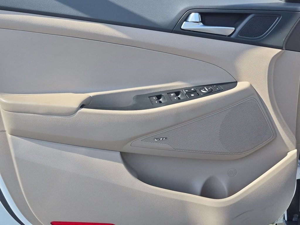 Used 2019 Hyundai Tucson Sport w/ Cargo Package FWD image 22