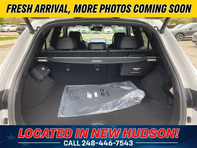 Used 2025 Genesis GV70 3.5T Sport w/ Sport Advanced Package AWD/4WD image 27