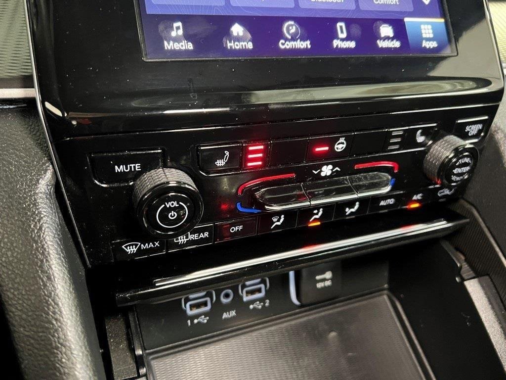 Used 2024 Jeep Grand Cherokee Altitude image 47