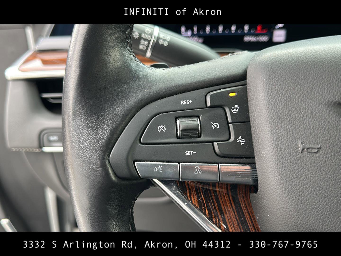 Used 2022 Cadillac Escalade Luxury image 4