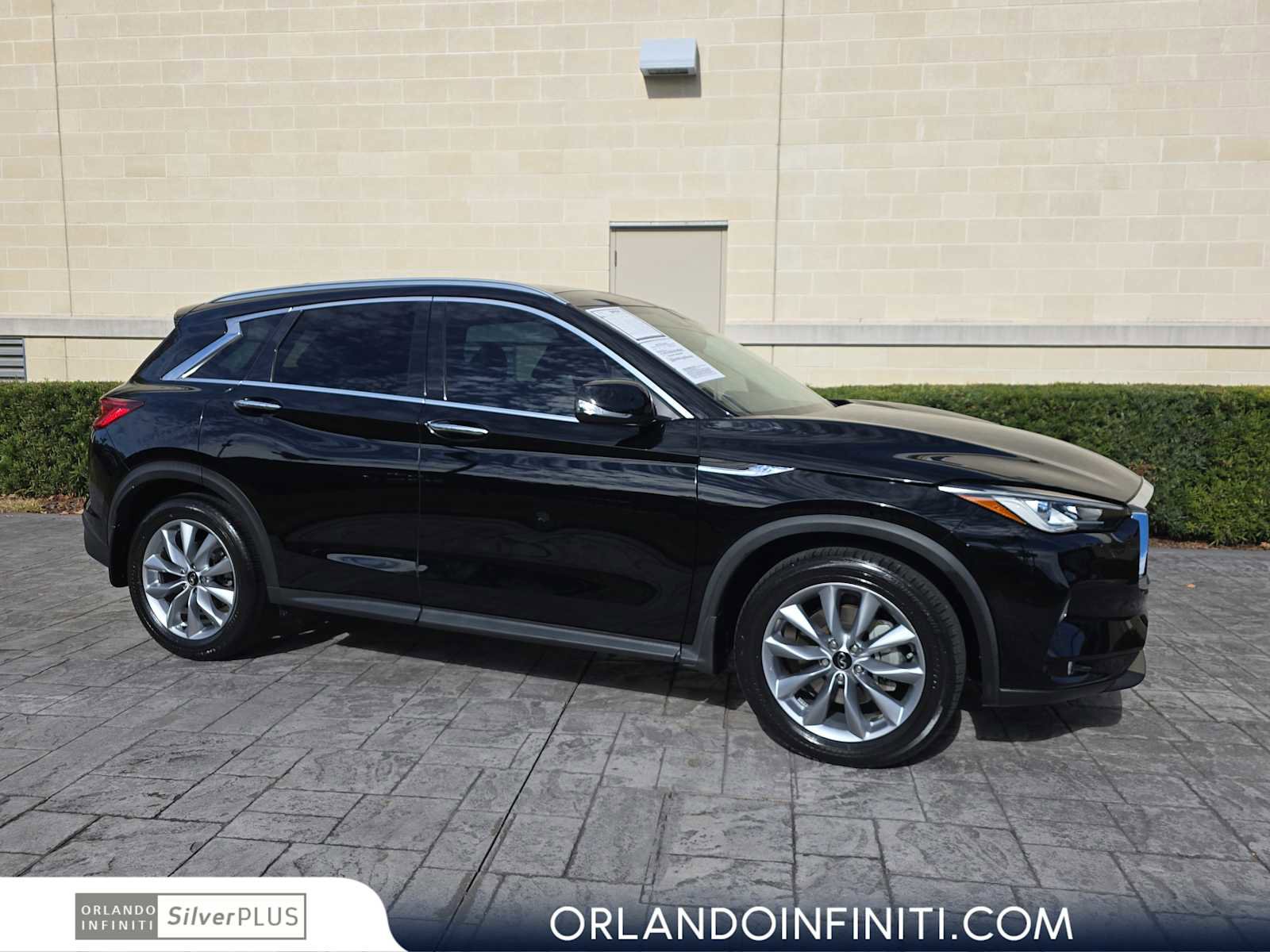 Used 2022 INFINITI QX50 Luxe image 1
