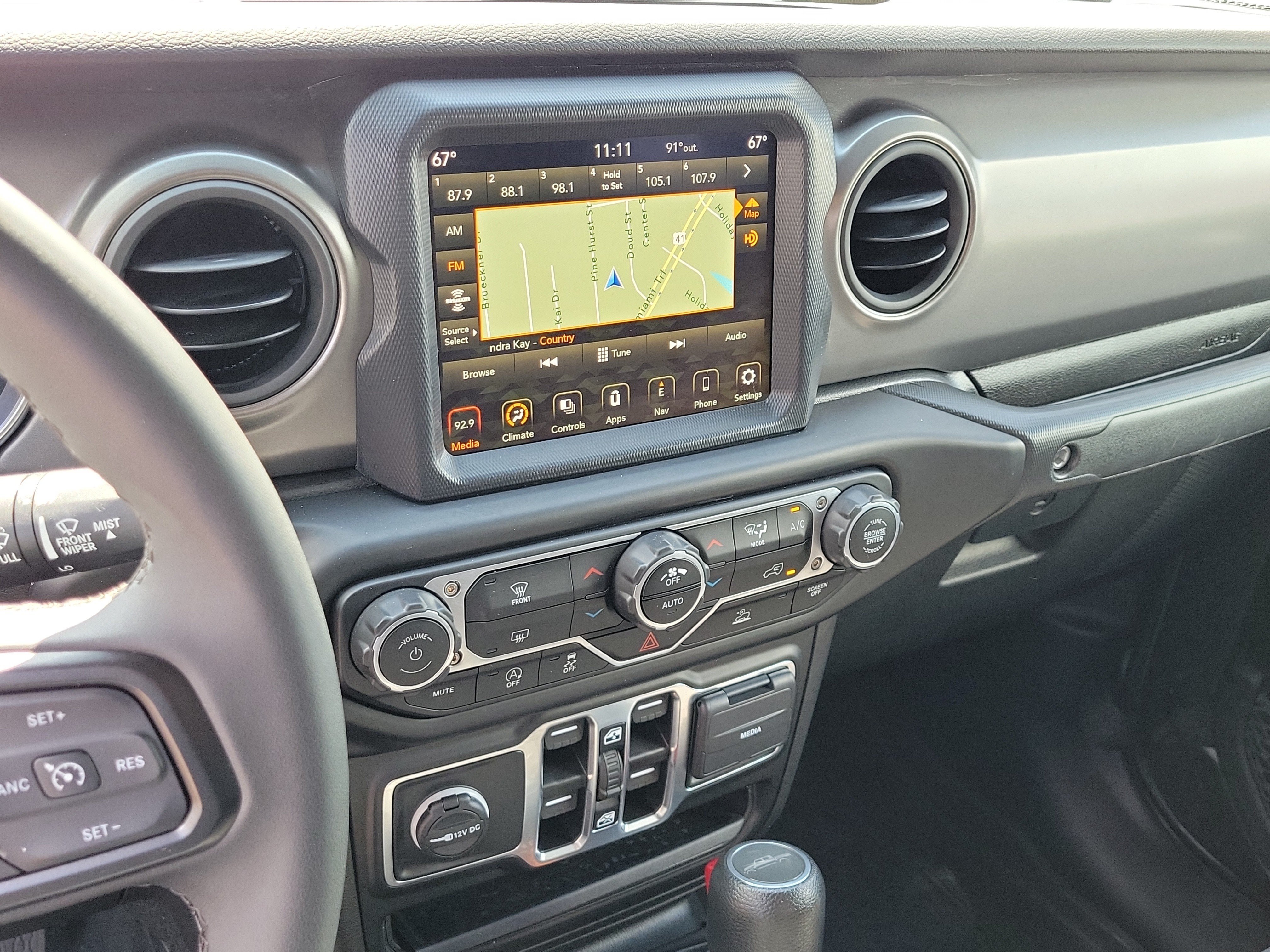 Used 2023 Jeep Gladiator Sport AWD/4WD image 26