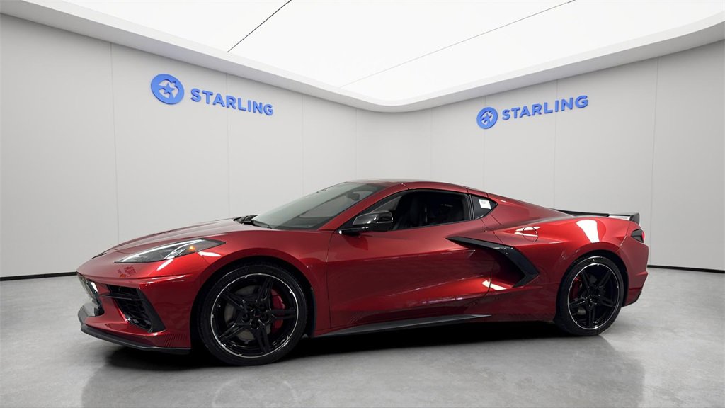 Used 2022 Chevrolet Corvette Stingray Premium Cpe w/ Z51 Performance Package image 2