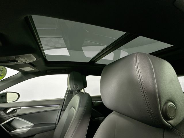 Used 2022 Audi Q3 2.0T Premium Plus image 18