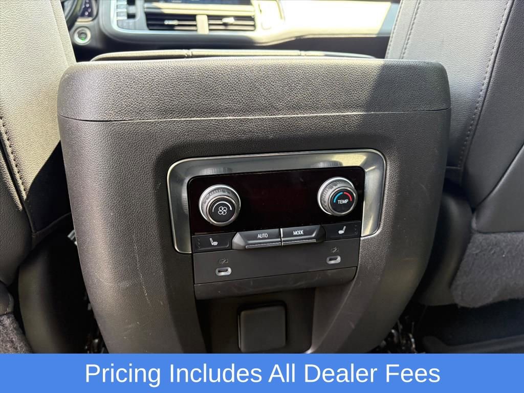 Used 2022 Chevrolet Tahoe Z71 w/ Z71 Off-Road Package AWD/4WD image 22
