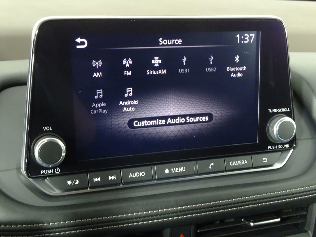 Used 2023 Nissan Rogue SV image 33