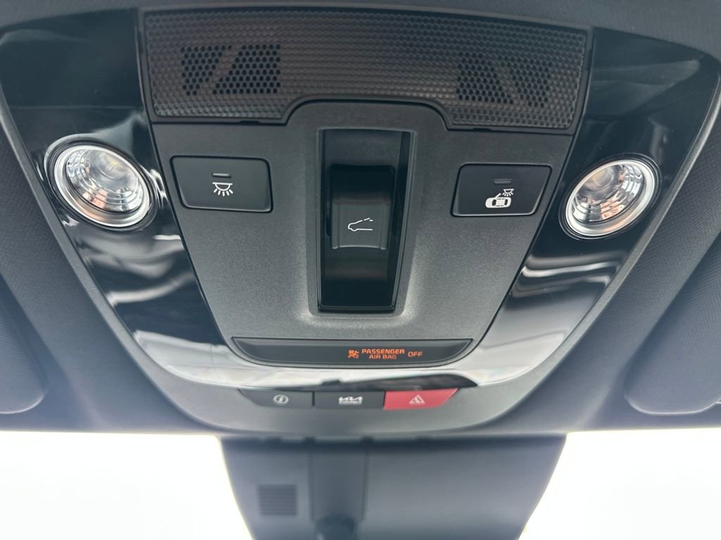 Used 2023 Kia Sportage X-Line w/ X-Line Premium Package AWD/4WD image 31