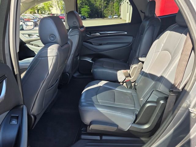 Used 2018 Buick Enclave Essence FWD image 10