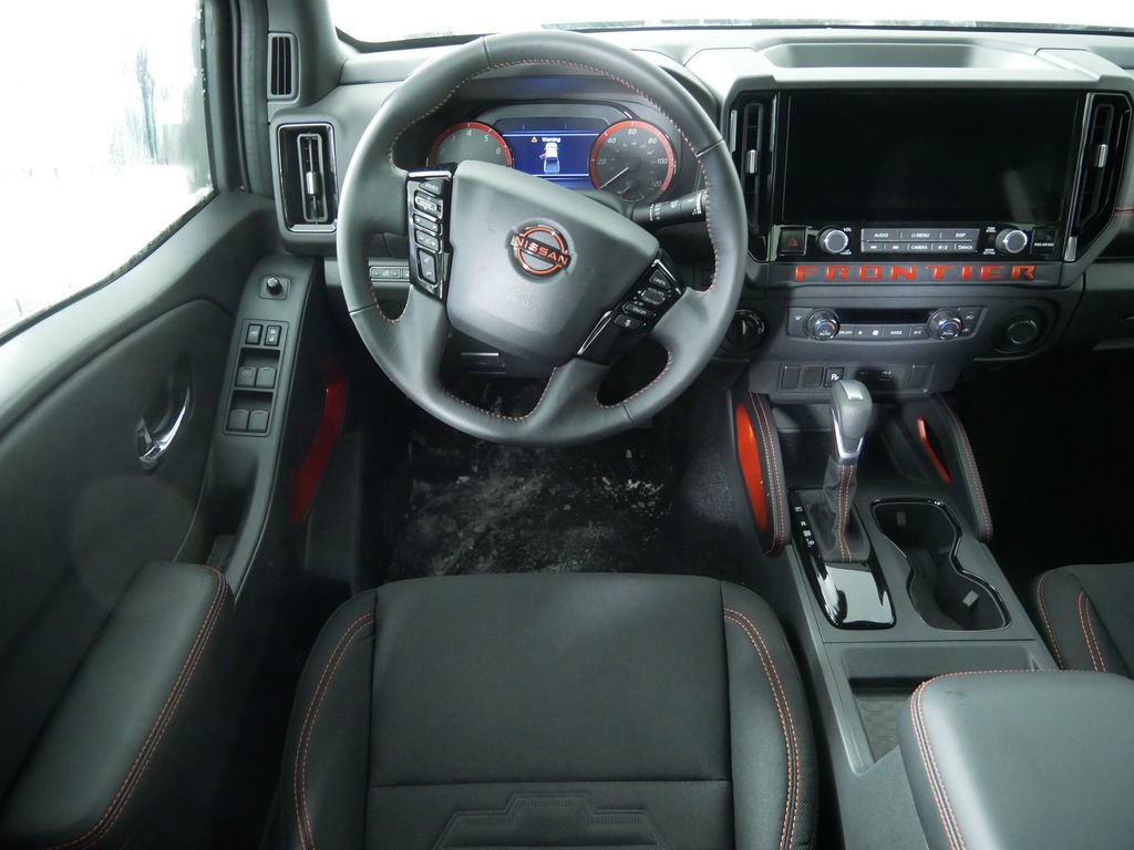 New 2025 Nissan Frontier PRO-4X image 21