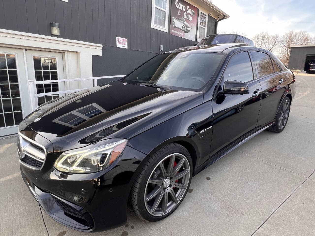 Used 2015 Mercedes-Benz E 63 AMG S-Model image 3