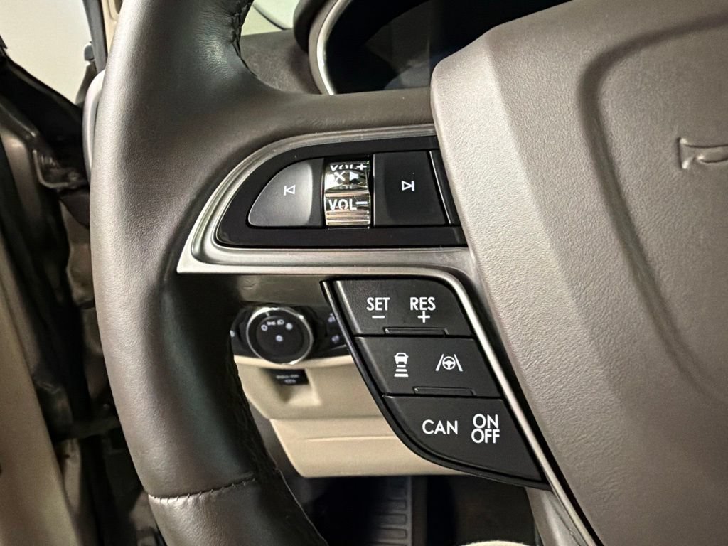 Used 2020 Lincoln Nautilus Reserve w/ Equipment Group 201A AWD/4WD image 17