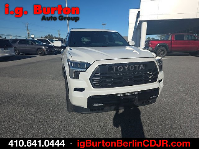 Used 2026 Toyota Sequoia Platinum AWD/4WD image 4