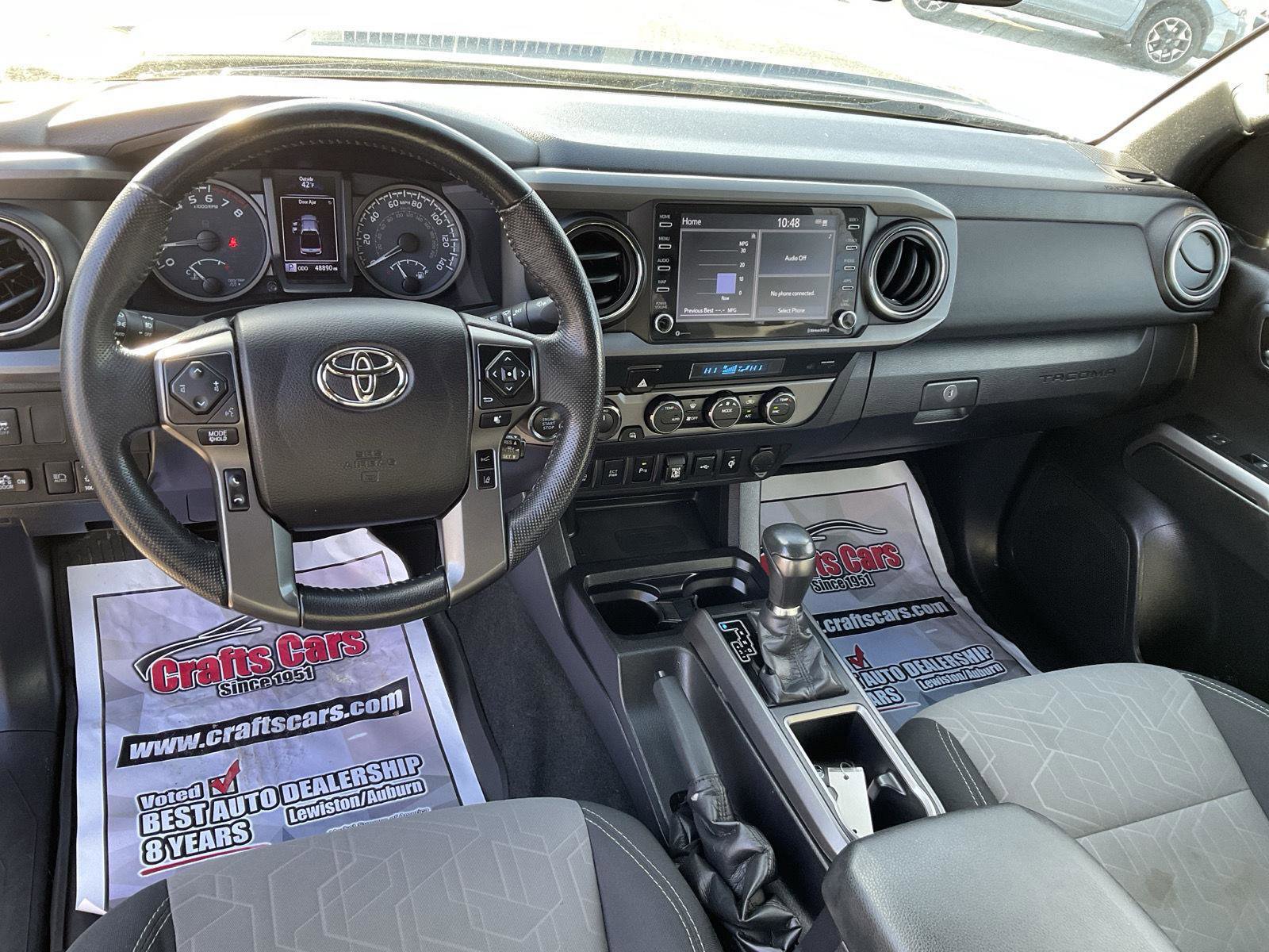 Used 2021 Toyota Tacoma TRD Off-Road w/ Technology Package image 11