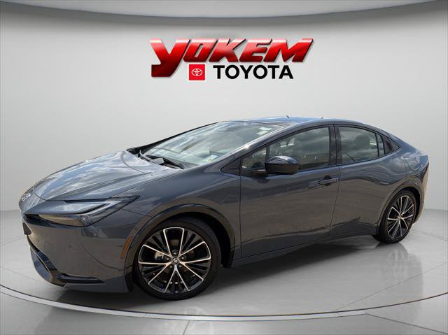 Certified 2025 Toyota Prius Limited w/ Limited Premium Package FWD image 1