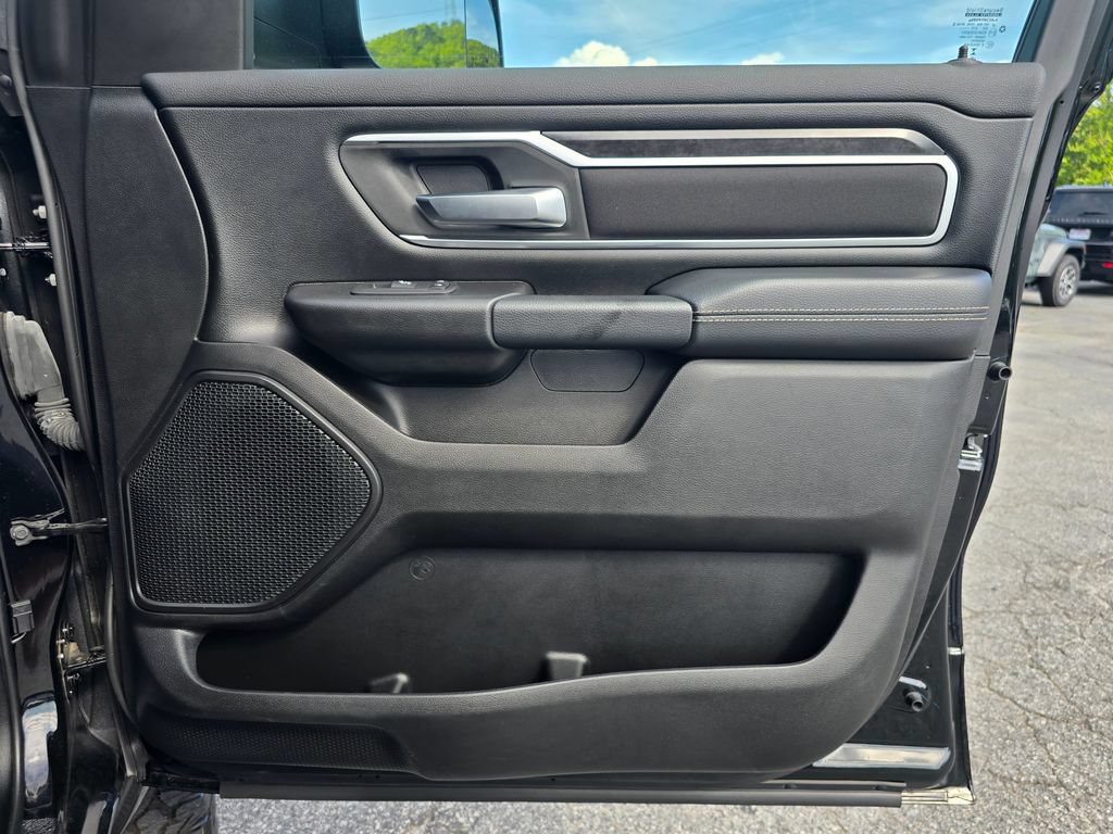 Used 2023 RAM 1500 Big Horn AWD/4WD image 46