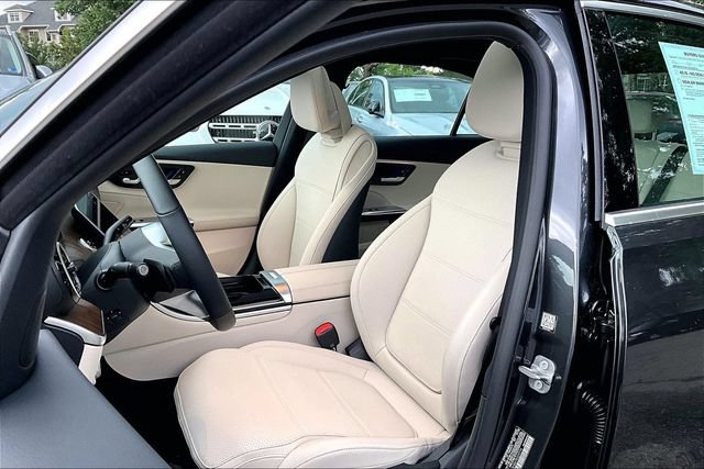 Used 2026 Mercedes-Benz C 300 4MATIC Sedan image 6