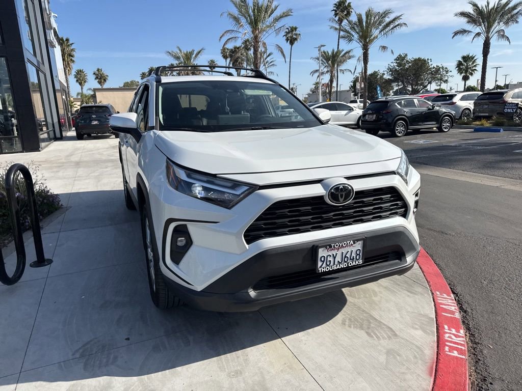 Used 2023 Toyota RAV4 XLE Premium image 33