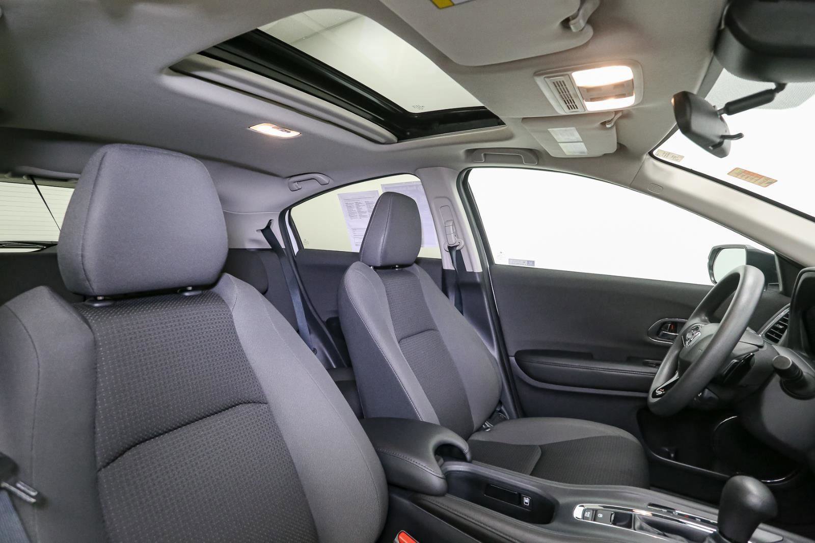 Used 2022 Honda HR-V EX image 18