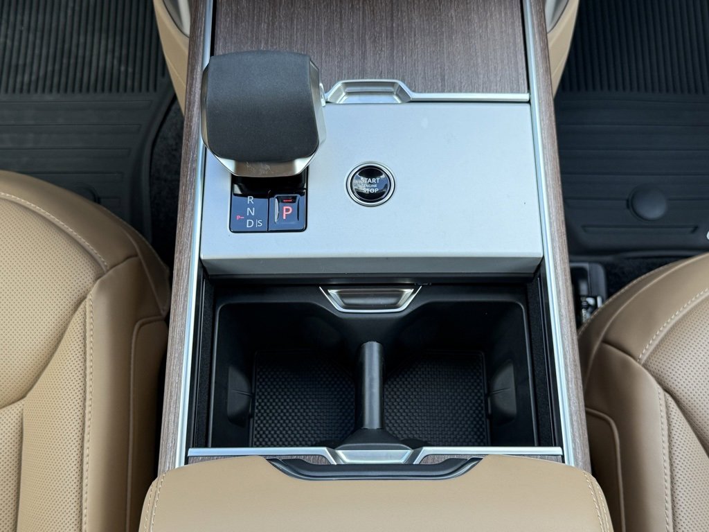 New 2025 Land Rover Range Rover SE image 21