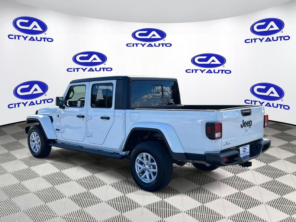 Used 2023 Jeep Gladiator Sport image 6