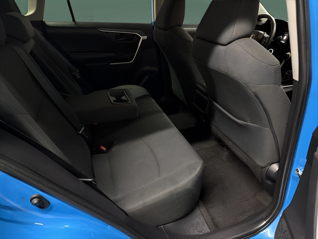 Used 2019 Toyota RAV4 LE w/ All Weather Liner Package AWD/4WD image 14