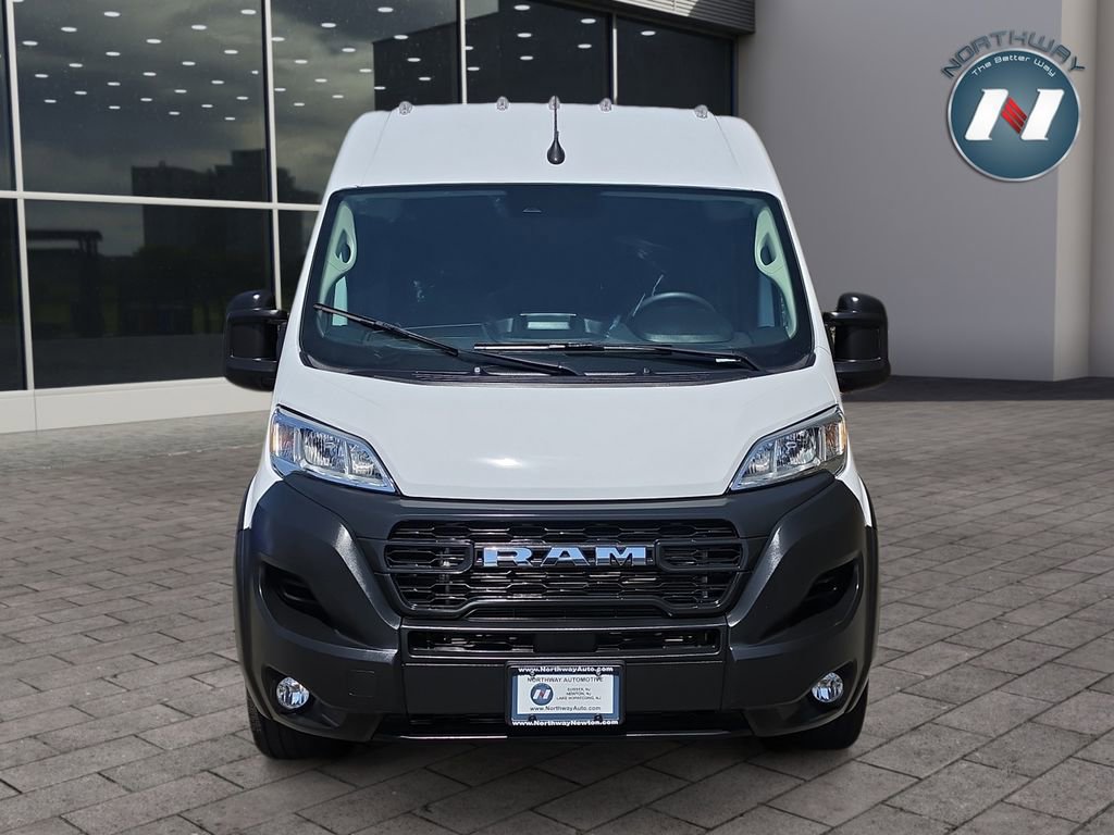 Used 2024 RAM ProMaster 2500 w/ Convenience Group FWD image 8