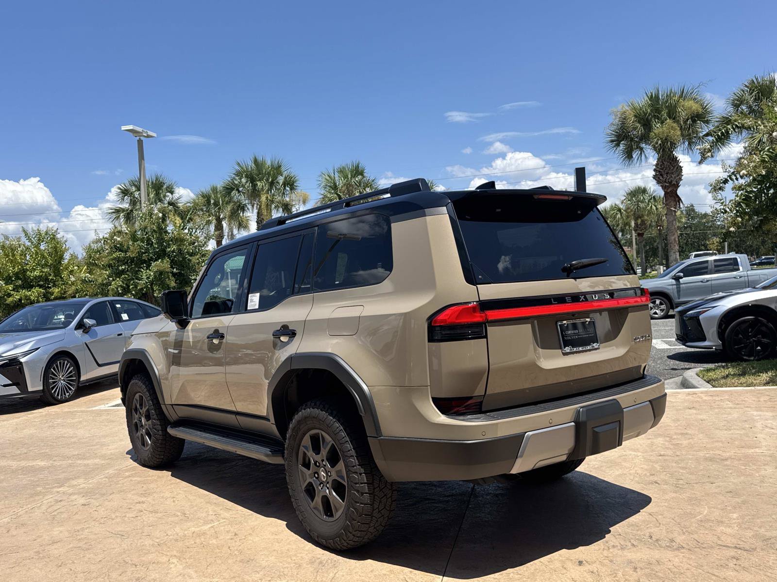 Certified 2025 Lexus GX 550 AWD/4WD image 6