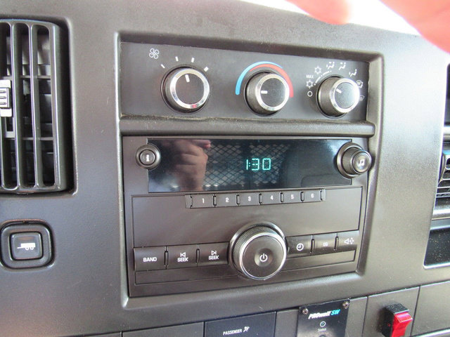 Used 2013 Chevrolet Express 2500 RWD image 34