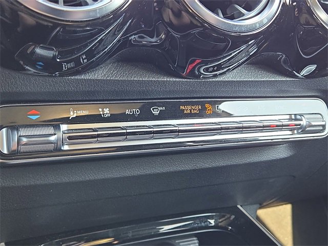 New 2024 Mercedes-Benz GLB 250 4MATIC image 15