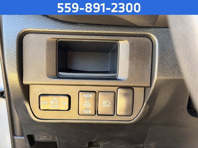 Used 2019 Toyota Tacoma TRD Off-Road AWD/4WD image 23