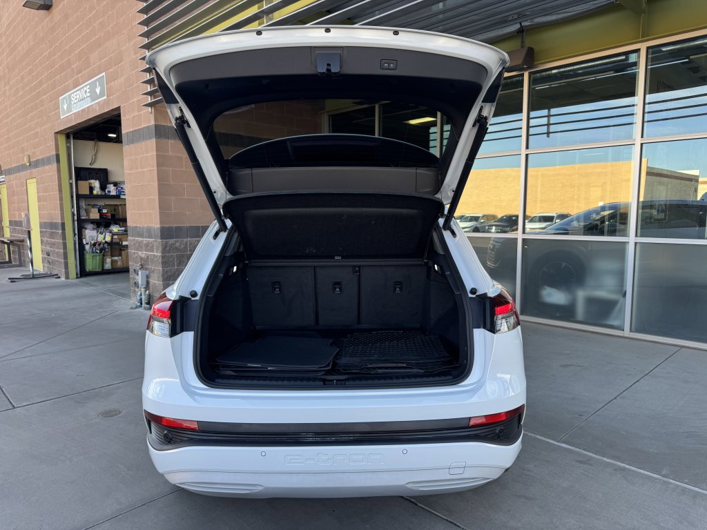 Used 2022 Audi Q4 e-tron Premium Plus w/ Premium Plus image 40