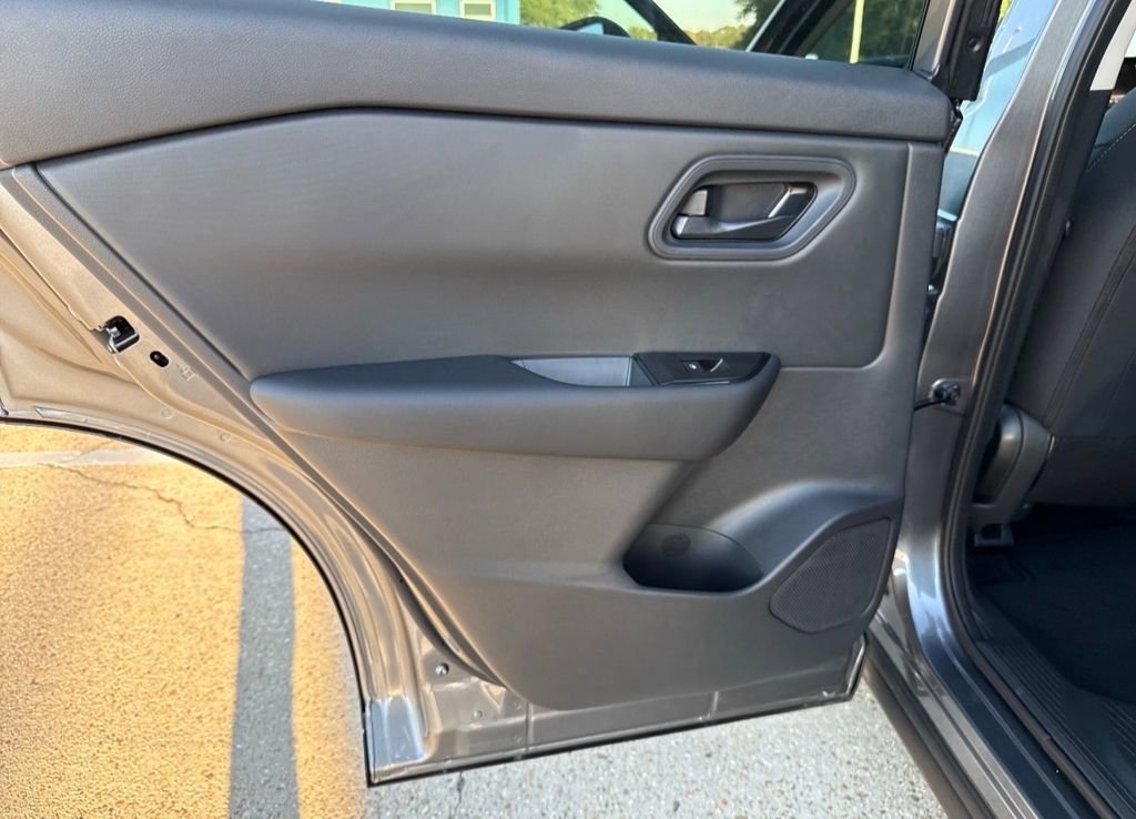 New 2026 Nissan Rogue S image 26