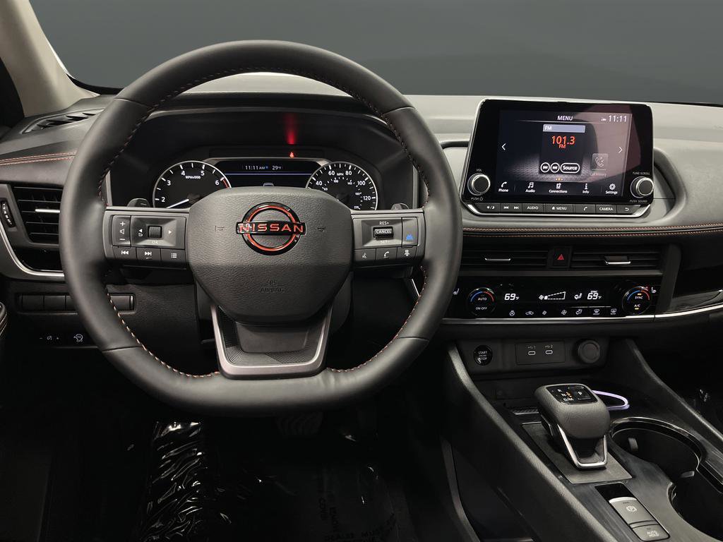 Used 2025 Nissan Rogue Rock Creek w/ Rock Creek Premium Package image 5