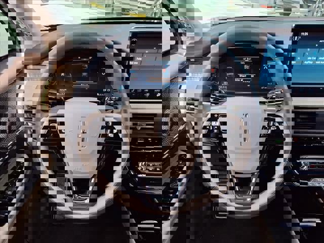 Used 2023 Lincoln Corsair FWD image 14