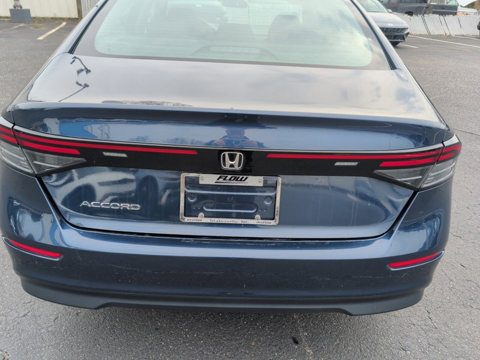 Used 2024 Honda Accord EX image 18