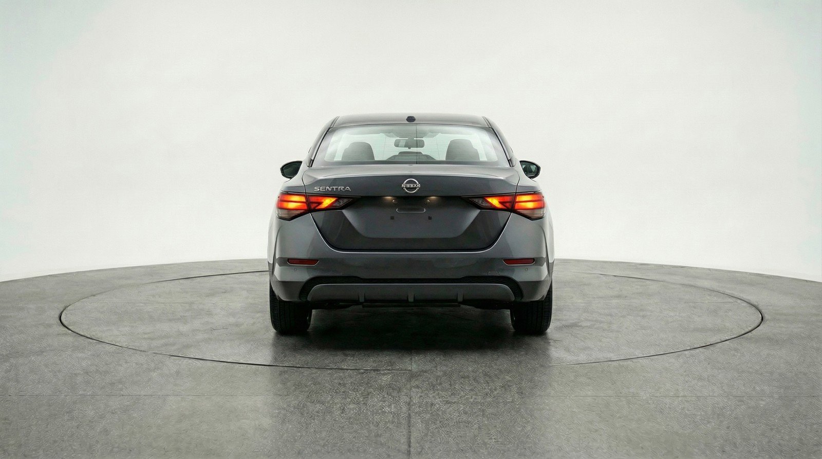 Used 2025 Nissan Sentra SV image 7