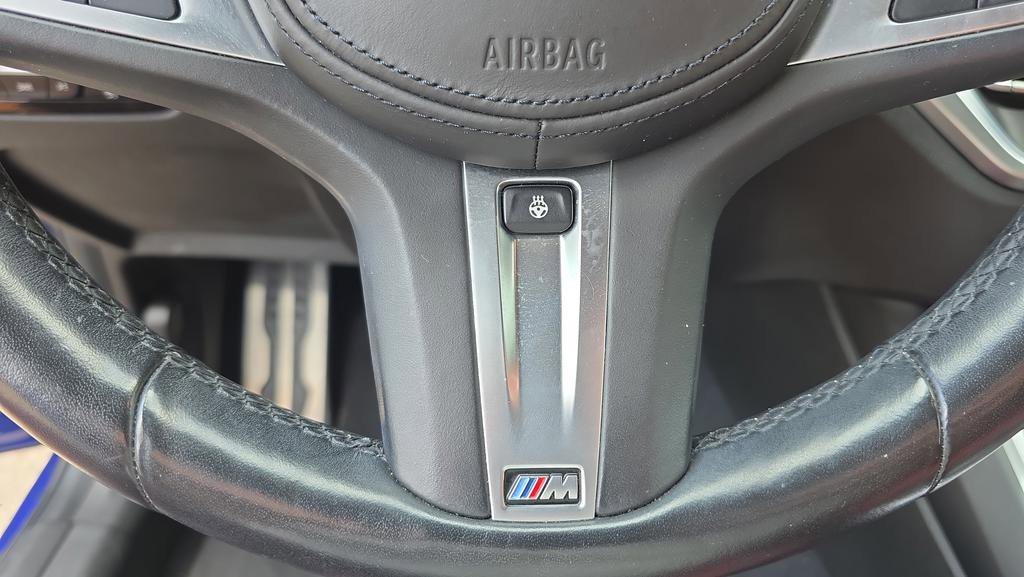 Used 2022 BMW 330e xDrive w/ M Sport Package image 15