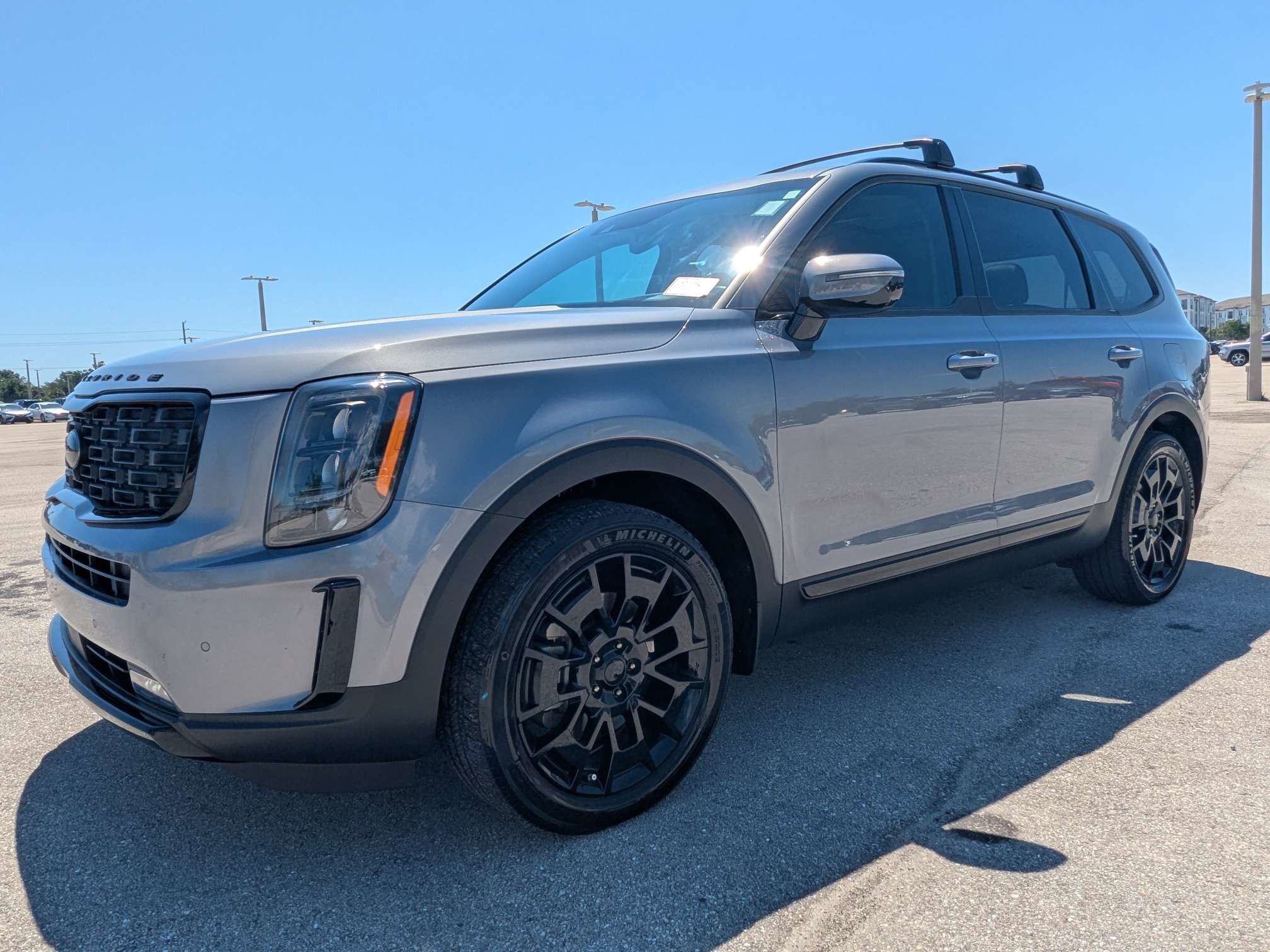 Certified 2021 Kia Telluride SX w/ SX Prestige Package AWD/4WD image 9