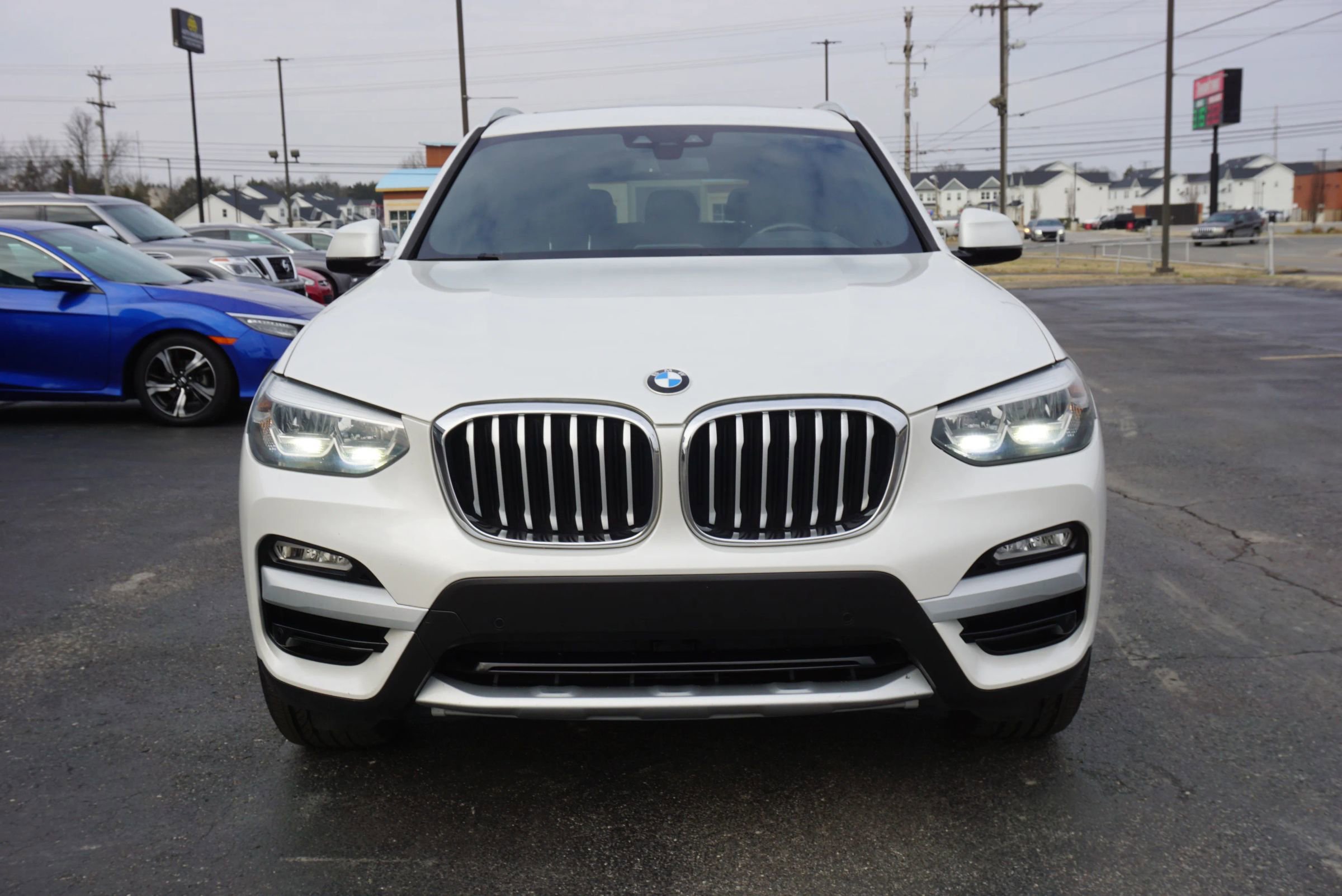 Used 2019 BMW X3 sDrive30i w/ Driving Assistance Package image 2