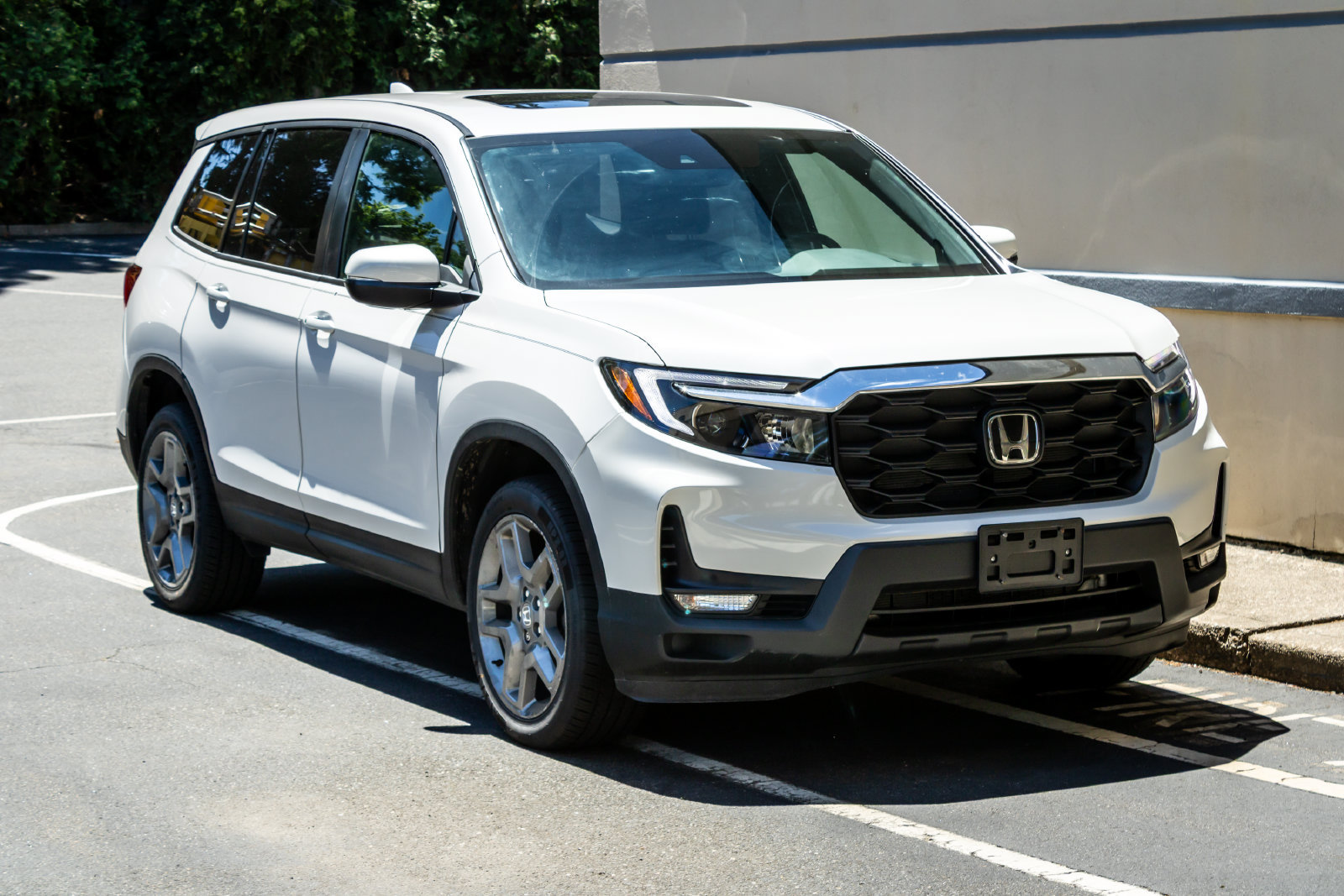 Used 2023 Honda Passport EX-L image 10