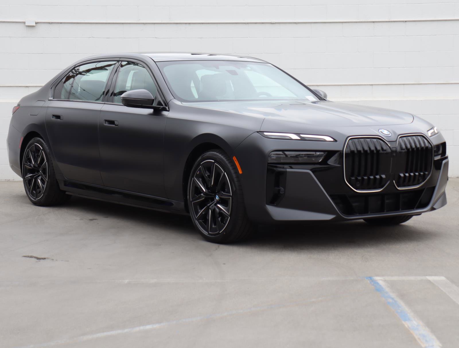 New 2026 BMW i7 eDrive50 w/ M Sport Package image 1