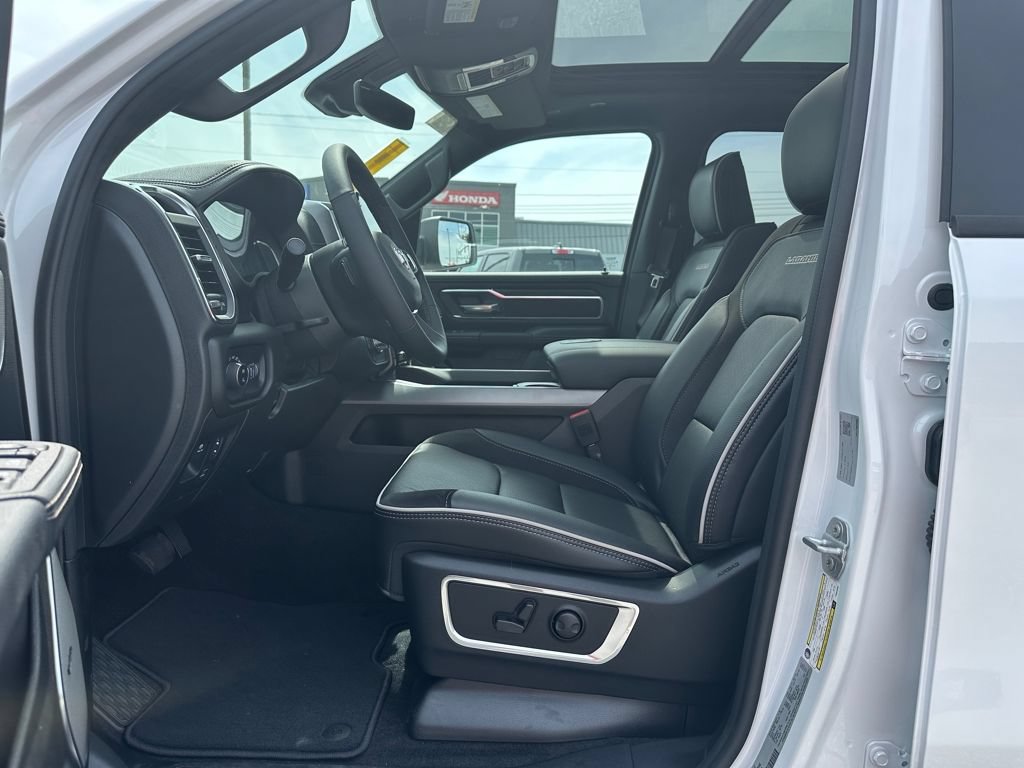 New 2026 RAM 1500 Laramie w/ Night Edition AWD/4WD image 27
