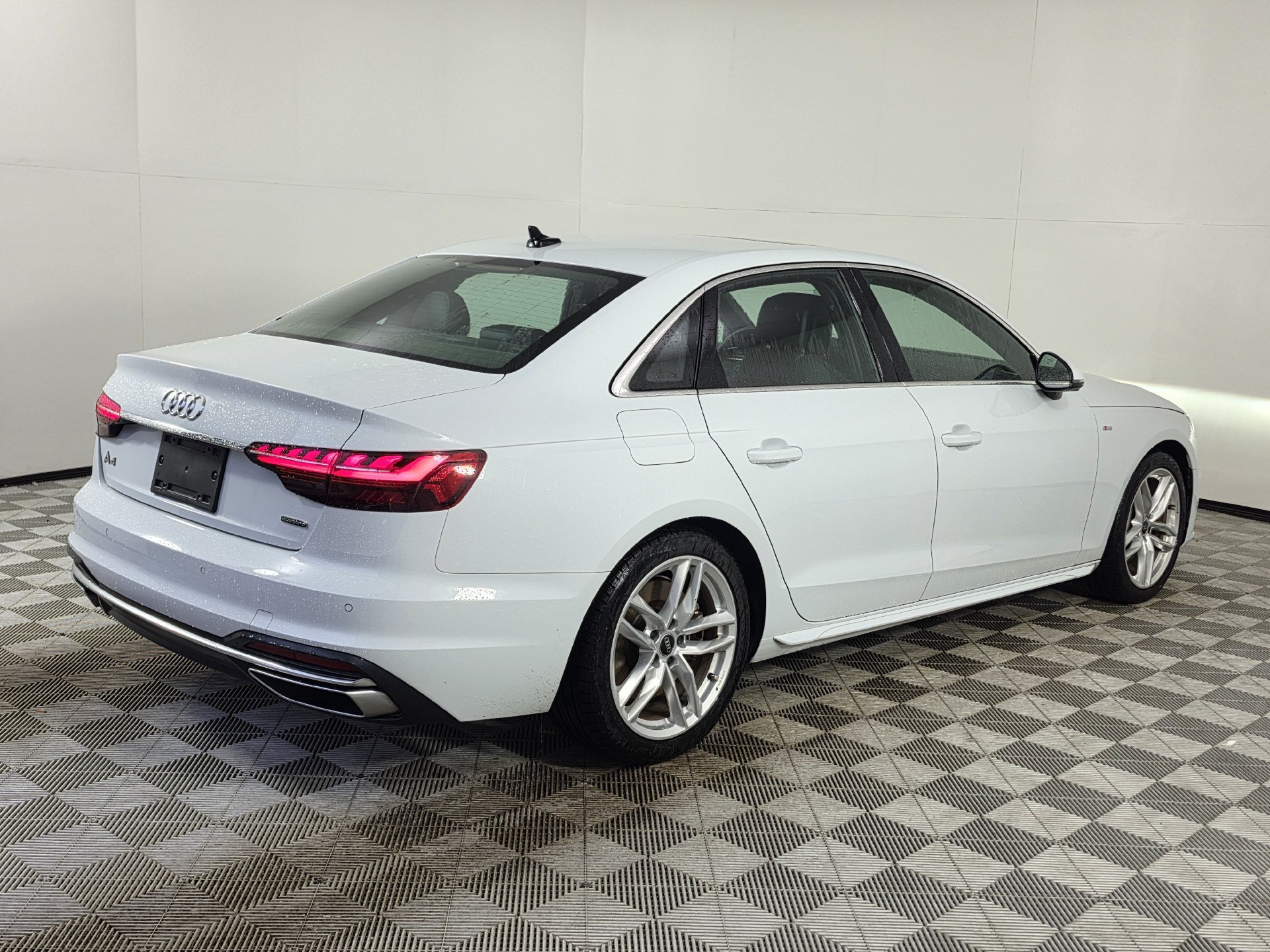 Used 2023 Audi A4 2.0T Premium Plus w/ Premium Plus Package AWD/4WD image 42