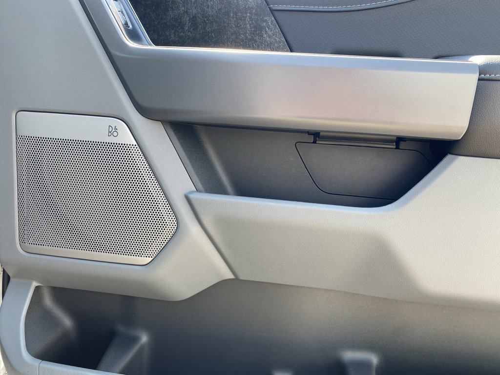 New 2025 Ford F150 Lightning Flash image 13