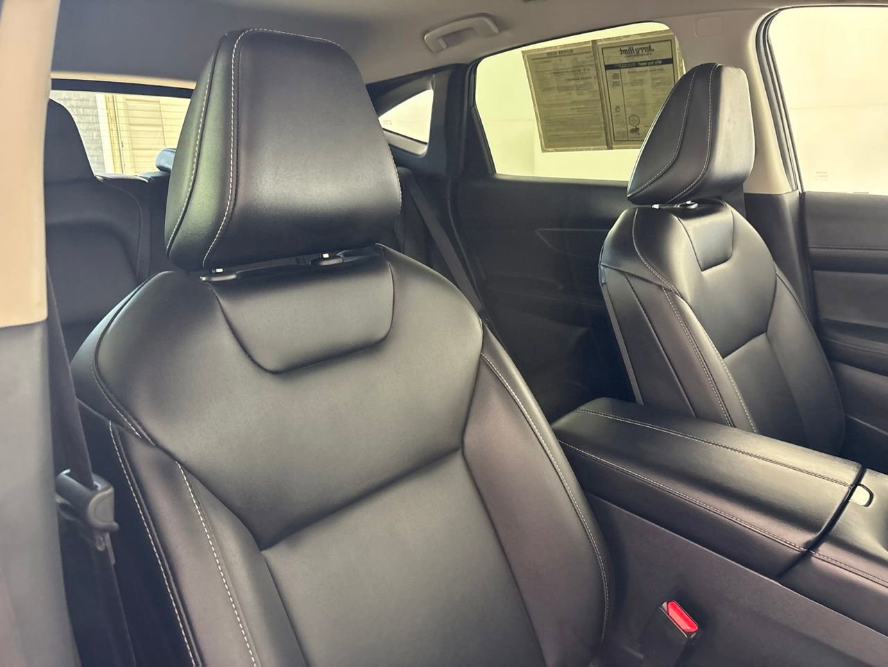 Used 2025 Nissan Murano SV AWD/4WD image 26